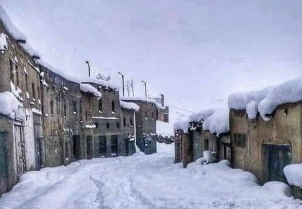 POK में बर्फ की मार, अब तक 152 लोगों की मौत - Snow kills 152 in POK