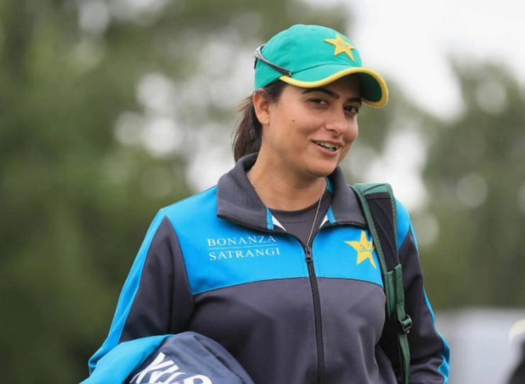 सना मीर Pakistan की महिला टी20 विश्व कप टीम से बाहर