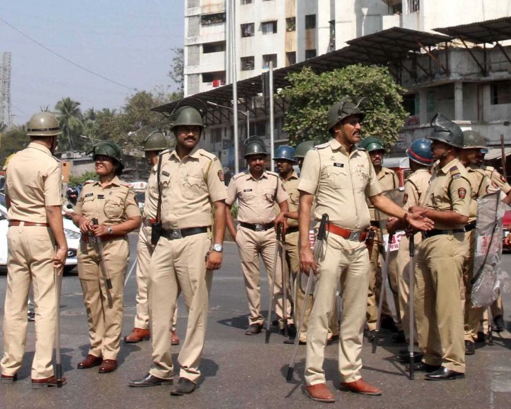 दंगे को लेकर फैली अफवाह, दिल्ली पुलिस के पास आईं 1880 फोन कॉल्स, 40 गिरफ्तार - 1880 phone calls came to Delhi Police, 40 arrested