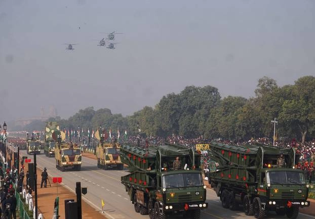 राजपथ पर सेना ने दिखाई ताकत, पहली बार गणतंत्र दिवस परेड में दिखी 4 नई शक्तियां - Republic day parade : army shows 4 Powers