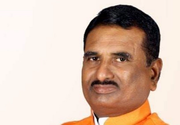 महाराष्‍ट्र भाजपा में बवाल, नाराज विधायक ने सांसद को भेजा मानहानि का नोटिस - Maharashtra BJP MLA sents defamation notice to BJP MP