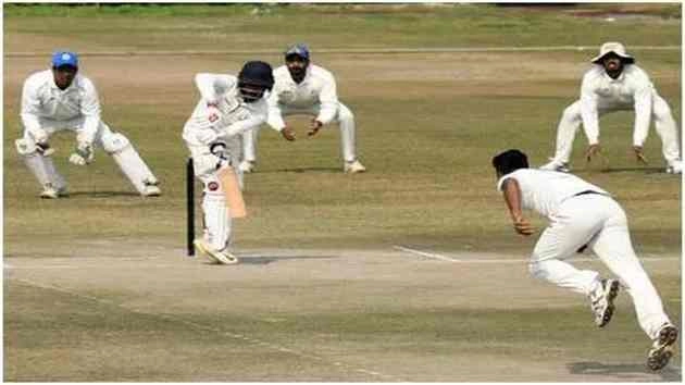 कर्नल सीके नायडू ट्रॉफी में चंडीगढ़ के धाकड़ बल्लेबाज युवराज ने ठोंका दोहरा शतक - Colonel CK Naidu Trophy, Chandigarh's batsman Yuvraj hit a double century