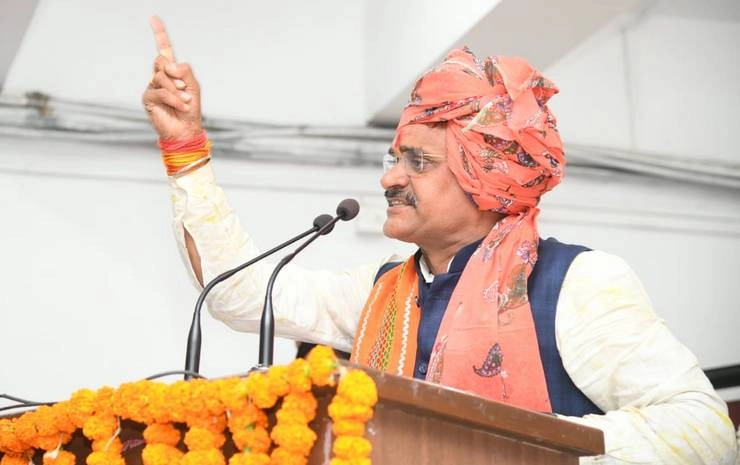 MP BJP की कमान संभालते ही वीडी शर्मा की हुंकार, विचारों पर प्रहार कर रही कमलनाथ सरकार को उखाड़ फेंकेगे - Madhya Pradesh :  Newly  BJP State President Vishnu dutt sharma attack on kamalnath govt