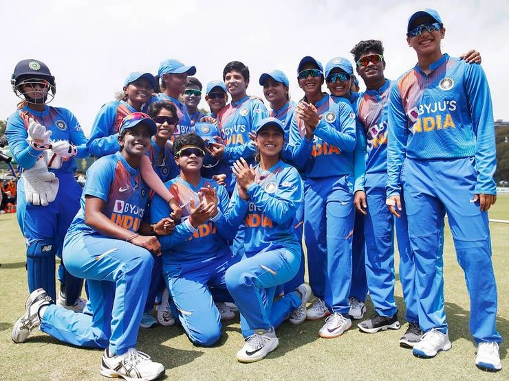 महिला T-20 वर्ल्ड कप : बारिश में धुला सेमीफाइनल, Team India को मिला लगातार 4 मैच जीतने का इनाम - Team India in T20 women world cup final