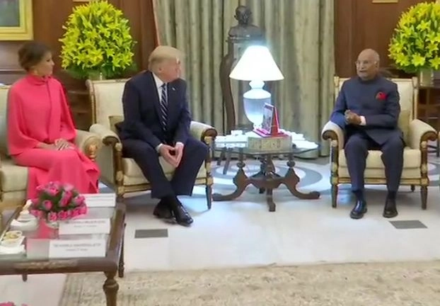 राष्ट्रपति कोविंद के साथ डिनर कर अमेरिका के लिए रवाना हुए डोनाल्ड ट्रंप - US President Donald Trump India visits live updates
