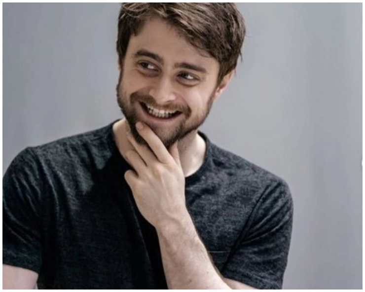 कोरोना वायरस होने की अफवाह पर ‘हैरी पॉटर’ स्टार ने दी सफाई- मेरे पीलेपन के कारण हमेशा बीमार लगता हूं - Harry Potter star Daniel Radcliffe on coronavirus rumours Its just because I look ill all the time