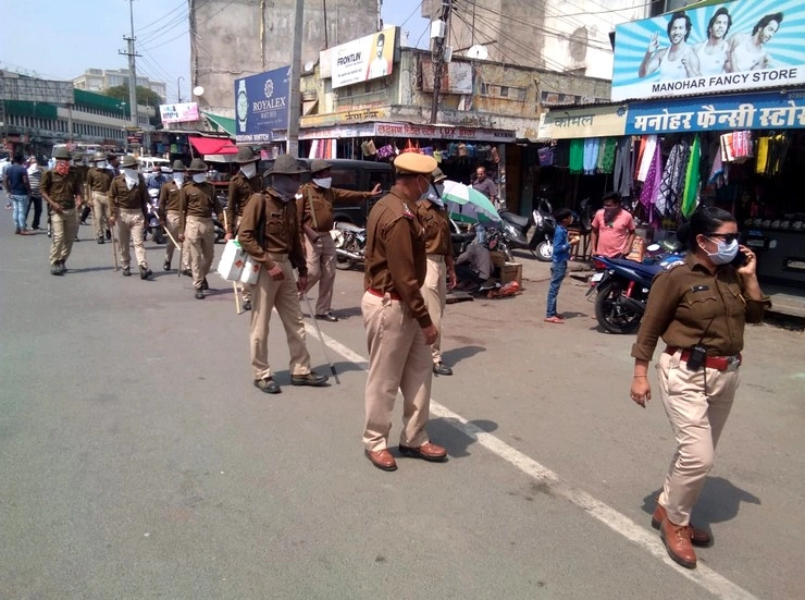 भीलवाड़ा में डॉक्टर निकला Corona positive, शहर में हड़कंप, पुलिस ने कराया बाजार बंद