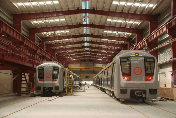 लॉकडाऊन 4.0: सोमवारी दिल्लीत मेट्रो आणि बस सेवा सुरू होऊ शकते