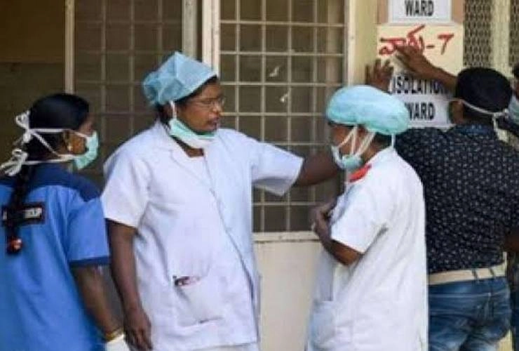 કોરોનાના દર્દીઓની સેવા કરનાર નર્સને સરકાર દ્વારા અધધ 10 હજાર પગાર મળશે
