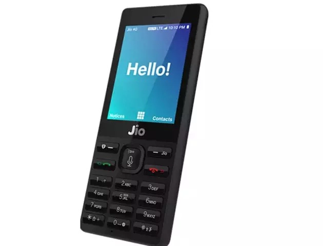 Reliance Jioचा 'स्वस्त' स्मार्टफोन ऑनलाइन झाला 'स्पॉट'