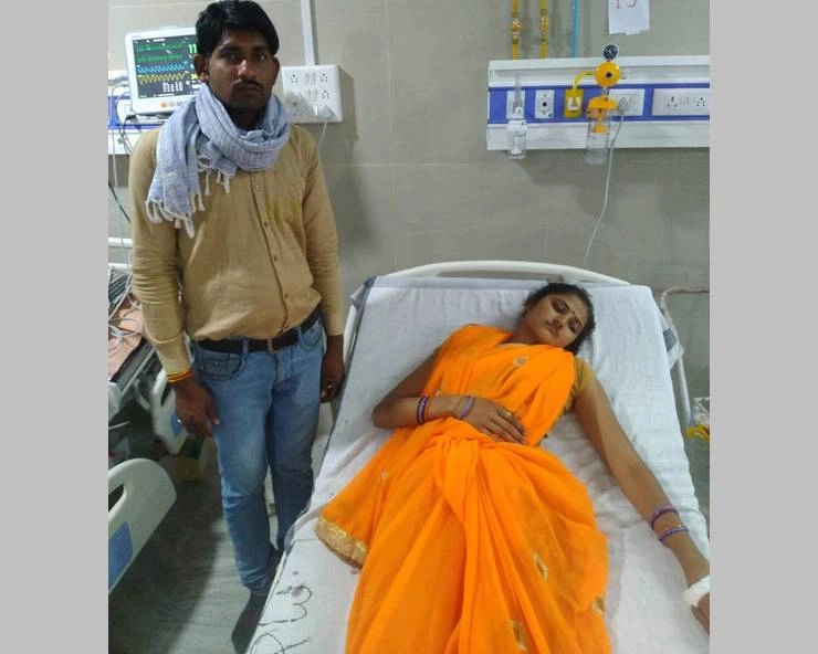 कमिश्नर डॉ. भार्गव की संवेदनशीलता से सर्पदंश पीड़ित महिला की बची जान - The life of a woman suffering from snakebite due to the sensitivity of Commissioner Dr. Bhargava