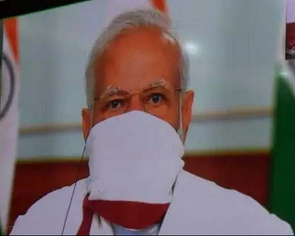 Corona से जंग, PM नरेन्द्र मोदी ने पहना घर का बना मास्क - Fight against Corona, PM Modi wears home made mask