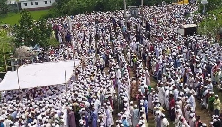मौलाना के जनाजे में उड़ी लॉकडाउन की धज्जियां, उमड़ी हजारों की भीड़ - thousands participate funeral religious leader bangladesh defying lockdown