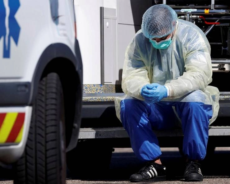 ब्रिटेन में कोरोना वायरस से 30 हजार से ज्यादा की मौत