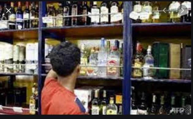 मध्यप्रदेश में भी शराब पर 'कोरोना टैक्स' लगाने की तैयारी, नहीं खुली शराब की बड़ी दुकानें