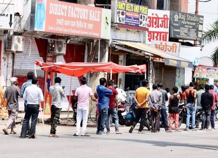 Lockdown : क्या दिल्ली में होगी शराब की होम डिलीवरी, कंपनियों ने सरकार से मांगी इजाजत