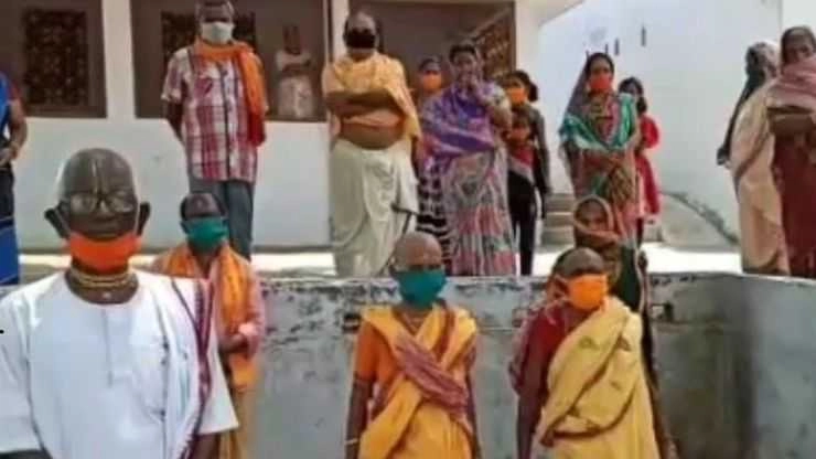 कोरोना : डेढ़ महीने से घर जाने की कोशिश कर रहे हैं ओडिशा और आंध्र के दर्जनों श्रद्धालु - Dozens of devotees from Odisha and Andhra stranded in Naimisharanya
