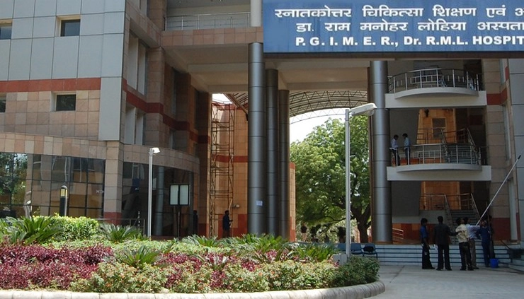 दिल्ली : RML अस्पताल की कैंटीन के 4 कर्मचारियों में कोरोना की पुष्टि - 4 Workers at Delhis RML Hospital Campus Canteen Test Positive for Covid-19