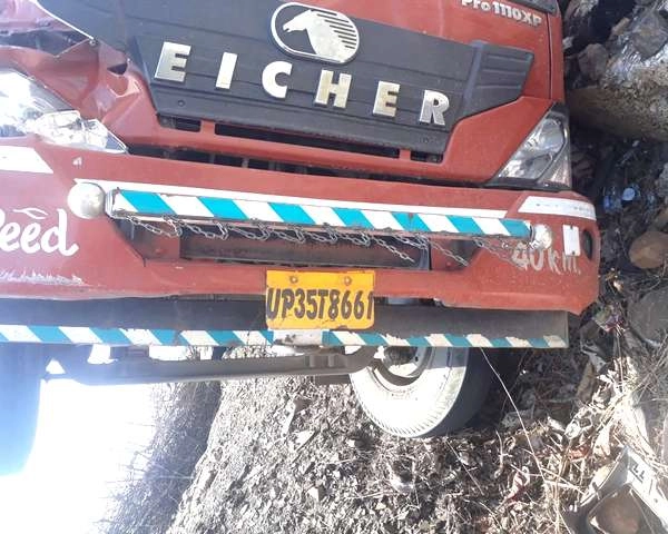 सागर में ट्रक पलटा, महाराष्ट्र से यूपी जा रहे 5 प्रवासी श्रमिकों की मौत - Truck accident in Sagar, 5 migrants dies