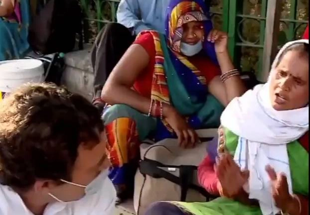 राहुल की डॉक्यूमेंट्री में दिखा मजदूरों का दर्द, करोड़ों परिवारों के लिए मांगा न्याय - Corona Time : Rahul Gandhi Documentry on Migrant labours