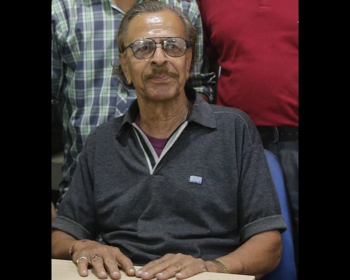 इंदौर के वरिष्ठ खेल पत्रकार और समीक्षक डॉ. स्वरूप बाजपेयी नहीं रहे... - Indore's senior sports journalist and critic Dr. Swaroop Bajpai is no more ...