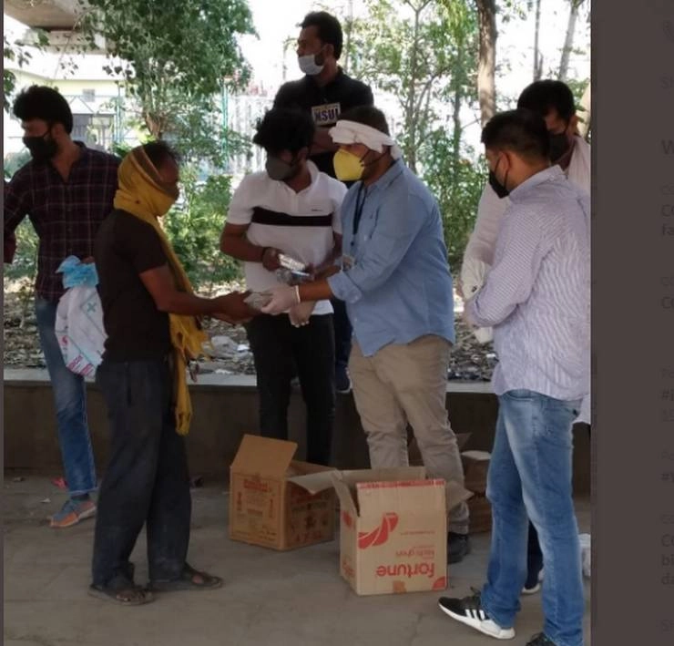 NSUI ने दिल्ली में फंसे 30 छात्रों की मदद की