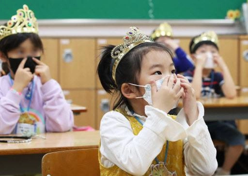 ઉત્તર કોરિયામાં રહસ્યમય તાવથી 42 લોકોના મોત, 8 લાખથી વધુ લોકો બીમાર