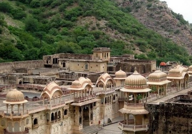 Lockdown के 2 महीने बाद राजस्थान में फिर खुले पर्यटन स्थल - Tourist spots open in Rajasthan 2 months after lockdown
