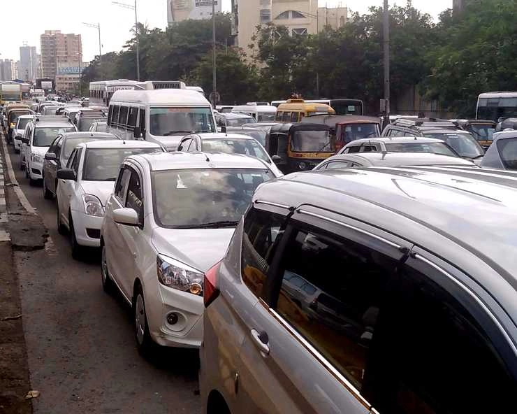 Mumbai Police | कोरोना काल में Traffic jam ने बढ़ाई मुंबईवासियों की परेशानी, लोगों ने पुलिस को बताया जिम्मेदार