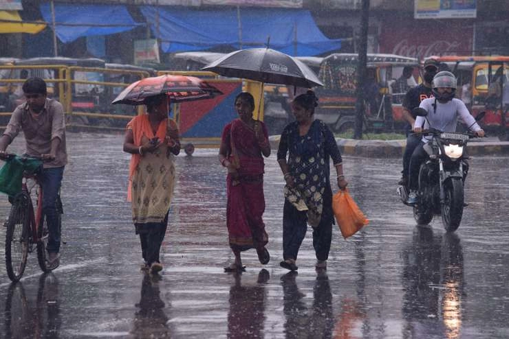 Weather update : उप्र-बिहार में बिजली गिरने से 31 लोगों की मौत, मुंबई में भारी बारिश की चेतावनी - Weather Forecast : Very heavy rains predicted in Mumbai, IMD issues orange alert