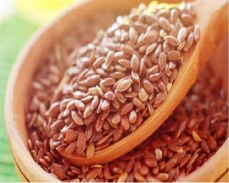 अलसी का सही तरीके से करें उपयोग और पाएं आश्चर्यजनक लाभ - flaxseeds benefits in Hindi