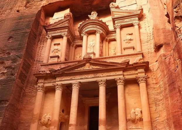 जॉर्डन का रहस्यमयी प्राचीन शहर पेट्रा, जानिए 10 रहस्य