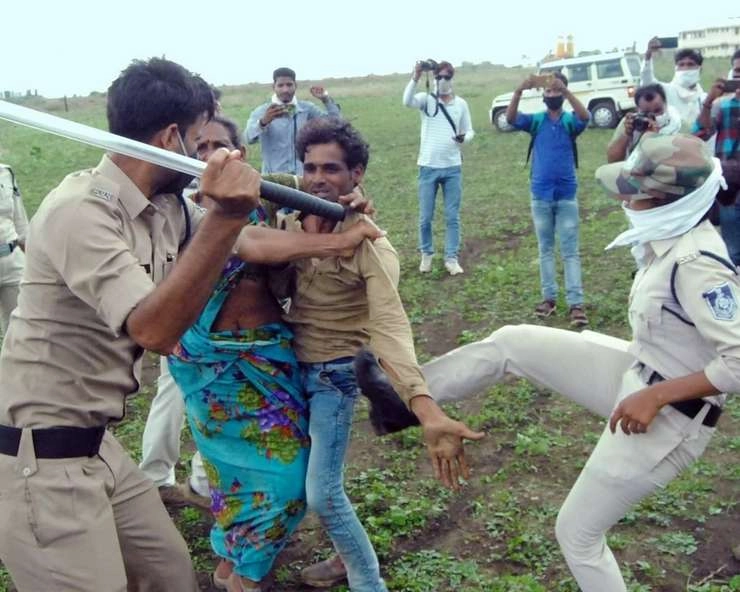 Police brutality | मध्यप्रदेश : पुलिस की बर्बरता से हताश दलित किसानों ने पिया कीटनाशक