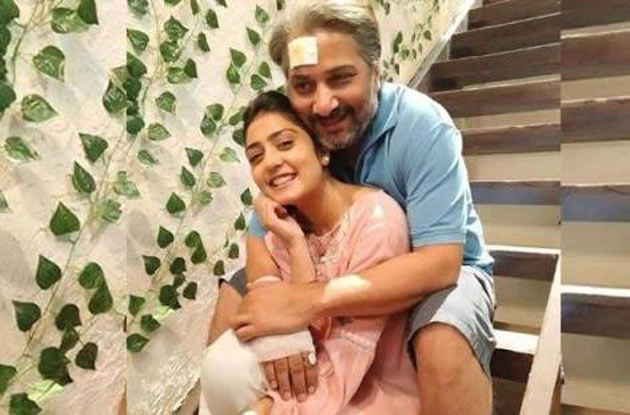 Mere Dad Ki Dulhan: I treat Anjali like my own daughter says Varun Badola  | मेरे डैड की दुल्हन : शो जैसा रियल लाइफ में भी है अम्बर और निया का प्यारा रिश्ता