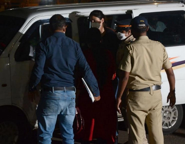 Rhea Chakraborty ને જેલમાં જ રહેવુ પડશે, ડ્રગ્સ કેસમાં શૌવિક સહિત બધા 6 આરોપીઓને બેલ નહી