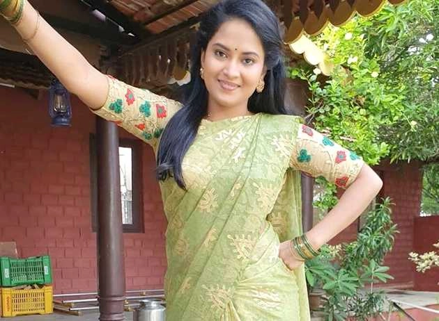 टीवी एक्ट्रेस श्रावणी ने की आत्महत्या, परिवार ने लगाया उत्पीड़न का आरोप - telugu tv actress sravani kondapalli dies by suicide
