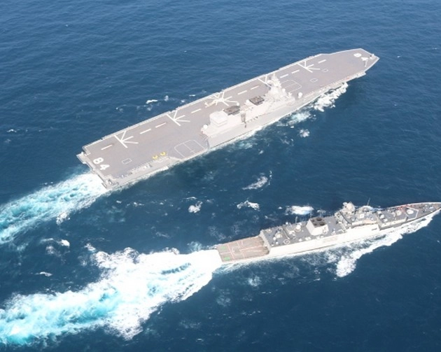 चीन से तनाव के बीच भारत और जापान की नौसेनाएं करेंगी युद्धाभ्यास