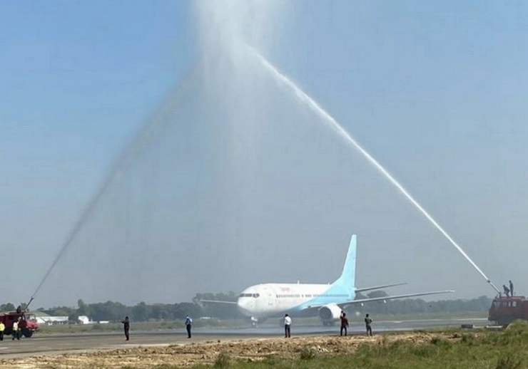 दरभंगा एयरपोर्ट से ‘उड़ा देश का आम नागरिक’, 57 साल बाद लोगों का सपना हुआ साकार - Aviation started from Darbhanga Airport for the first time