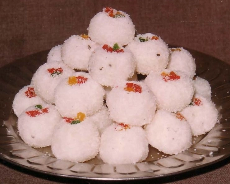 छठ मैय्या को चावल के लड्‍डू का भोग, प्रसन्न होकर देंगी आशीष - Sweet Ladoo Recipe For Chhath Puja