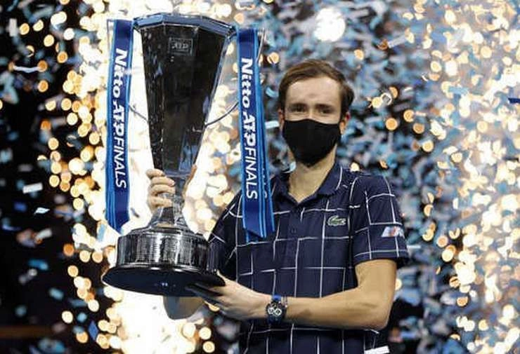डेनिल मेदवेदेव ने एटीपी फाइनल्स में जीता साल का आखिरी खिताब - Denil Medvedev won the last title of the year in ATP Finals