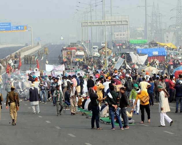 Farmers Protest: दिल्ली के मुख्य मार्गों पर 22वें दिन भी यातायात प्रभावित - traffic conditions on 22 nd day of farmers protest
