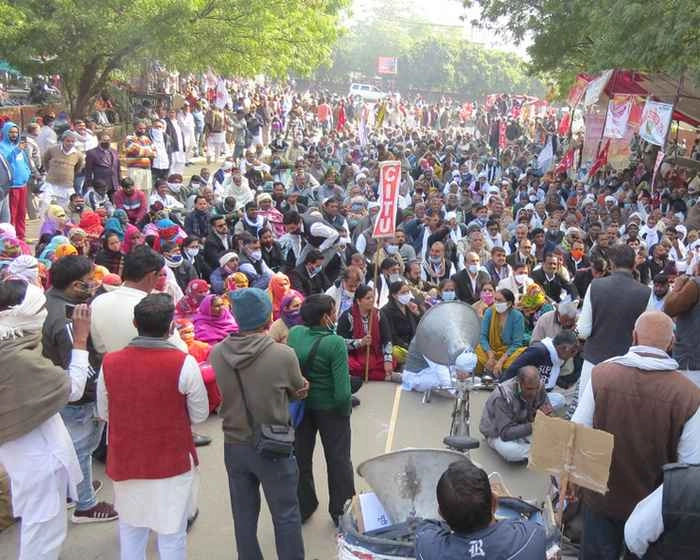 Live : पंजाब और हरियाणा में जिला स्तर पर किसानों का प्रदर्शन - 19th day of farmers Protest
