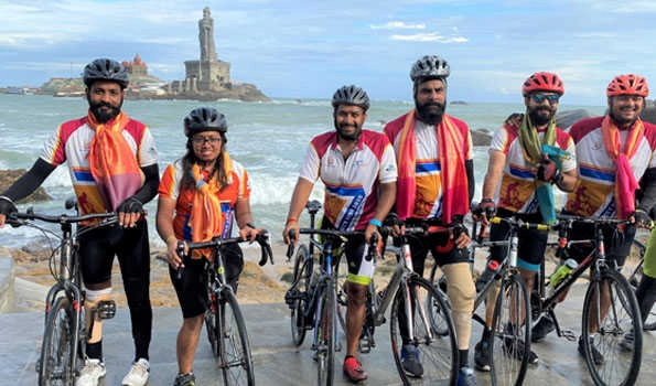 1.5 महीने में कश्मीर से कन्याकुमारी तक पहुंचे 30 पैरा साइक्लिस्ट - pracyclist completes journey from kashmir to kanyakumari