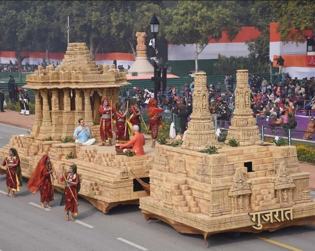 गणतंत्र दिवस परेड: राजपथ पर दिखी भारत की आन बान शान की तस्वीर - republic day Parade on rajpath