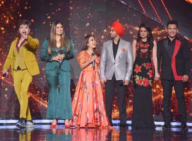इंडियन आइडल 2020 में होगा वैलेंटाइन स्पेशल वीकेंड, जजेस सुनाएंगे अपनी प्रेम कहानियां - Indian Idol 12 celebrates love with the Valentine Special Weekend on the sets