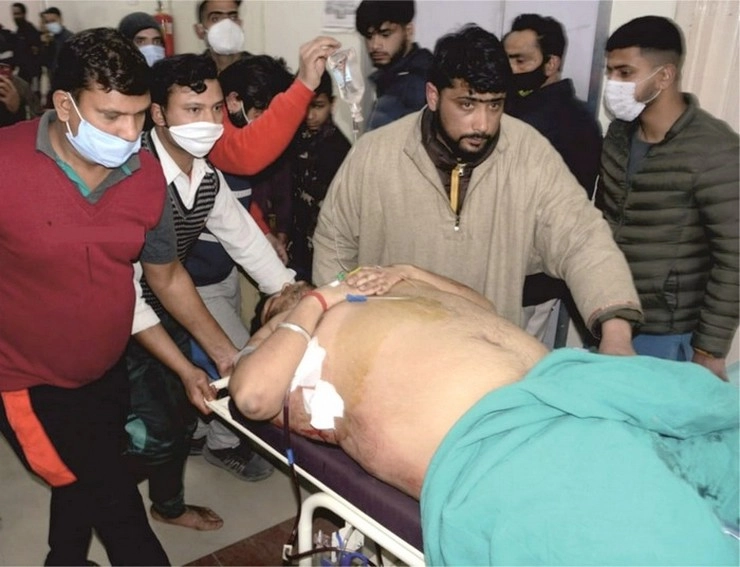 बड़ा सवाल, विदेशी मेहमानों के आने पर ही क्यों होते हैं कश्मीर में हमले...