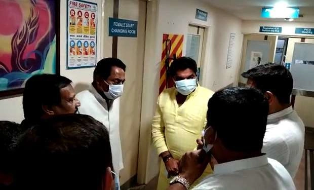 इंदौर : अस्पताल की लिफ्ट गिरी, बाल-बाल बचे कमलनाथ, CM शिवराज ने दिए जांच के आदेश