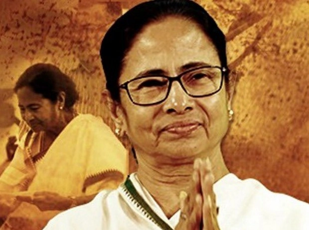 बंगाल उपचुनाव : भवानीपुर में ममता को भारी बढ़त, TMC कार्यकर्ताओं ने मनाया जश्न - Bengal bypoll election : Mamata Banerjee near big win in Bhabanipur