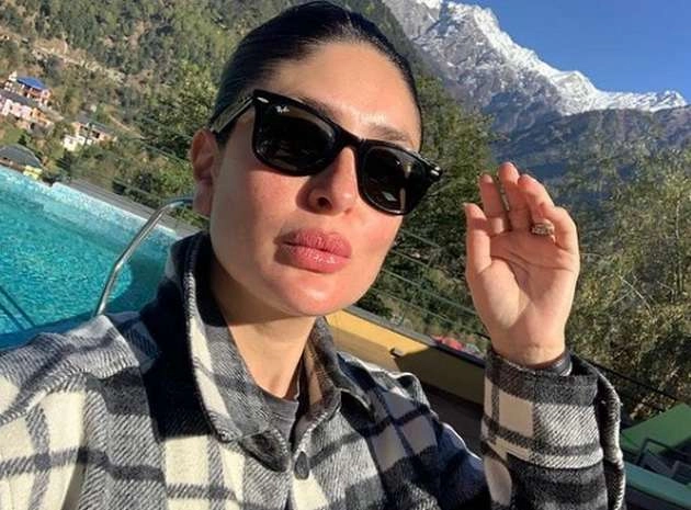 डिलीवरी के 9 दिन बाद करीना कपूर ने शेयर की तस्वीर, फैंस को कर रहीं मिस - kareena kapoor share first photo after delivery viral on social media