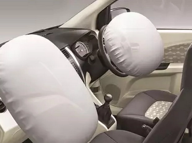 आपके कार के सफर को सुरक्षित बनाएगा सरकार एक बड़ा फैसला, 1 अप्रैल से हो सकता है लागू - auto dual front airbags for existing cars from 1st april